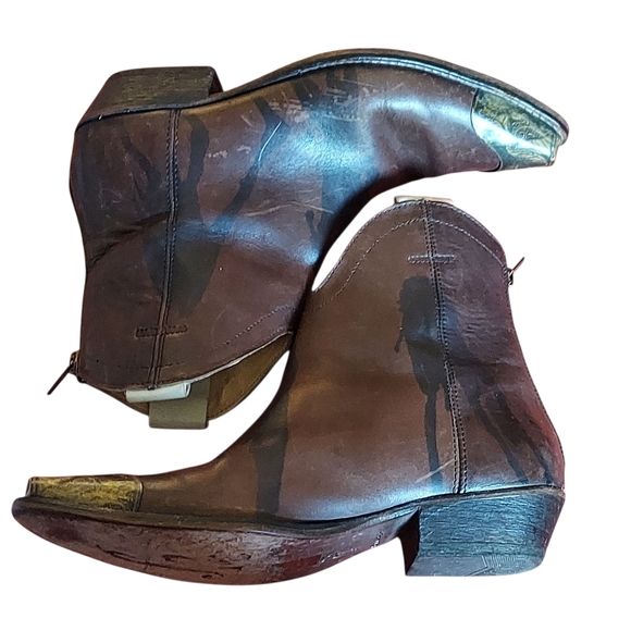 Free People Lost Trails Brown Leather Western Boots with Antique Brass Toe Caps - Picture 10 of 16